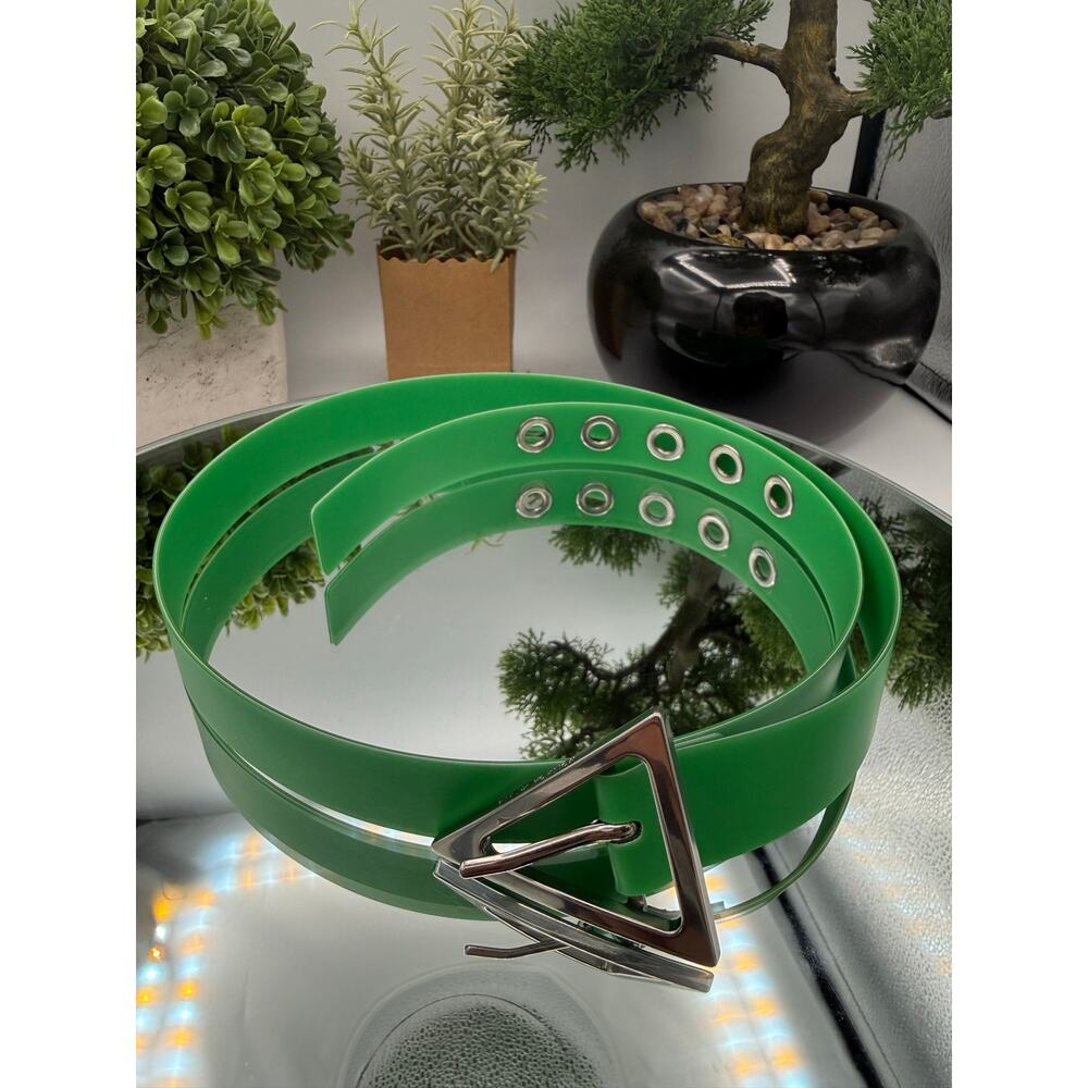 Bottega Veneta Matte Rubber Belt in Parakeet Green